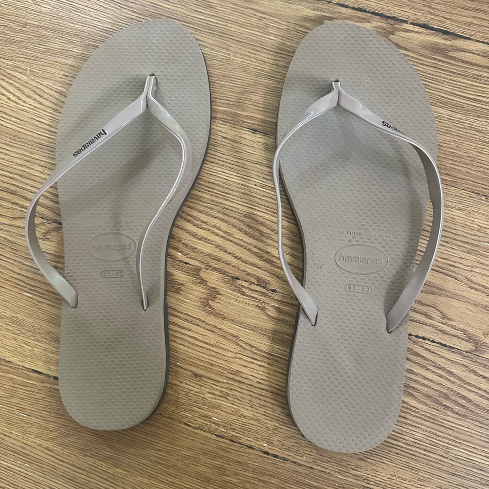 Havaianas Thin Tan Flip Flops 11/12 41-42